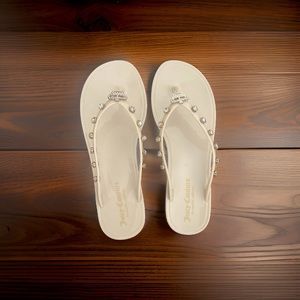Juicy Couture - Crown & Diamond Stud Nude Rubby Jelly Sandals Size 9